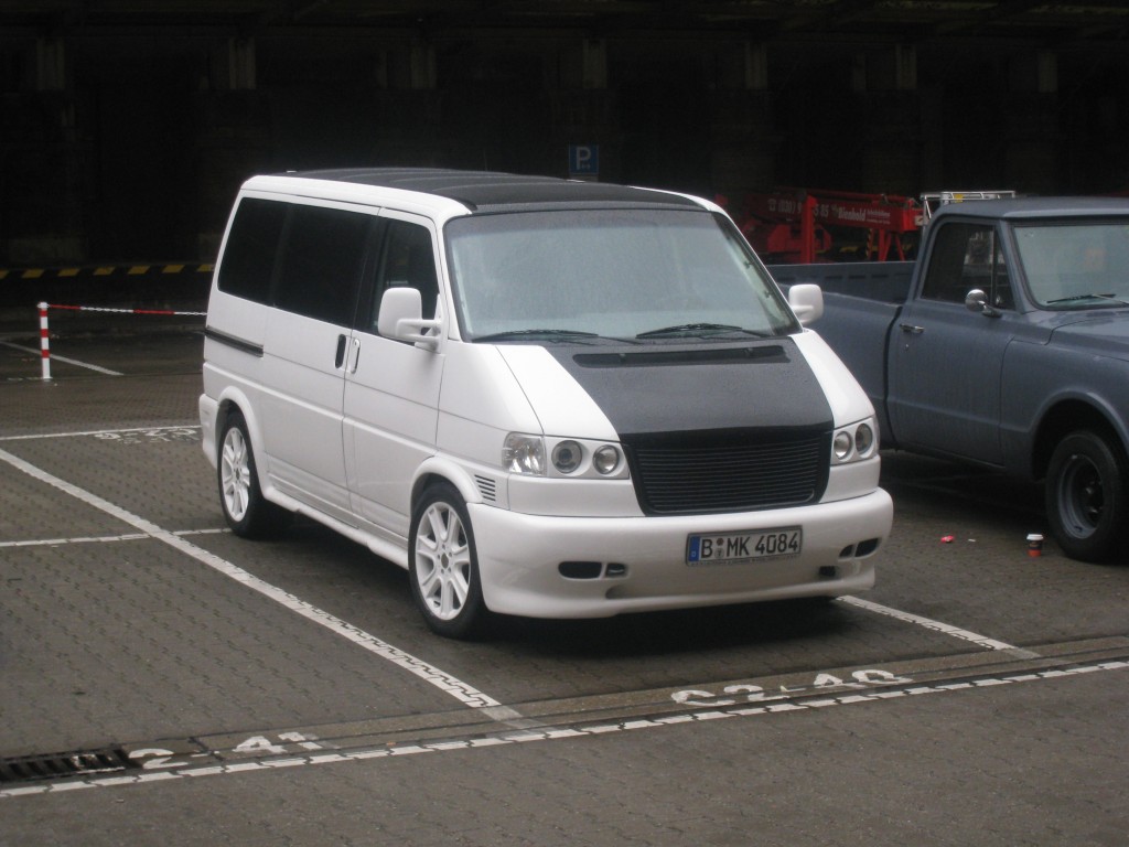 VW T4 Multivan Projekt Zwo Umbau Blech Company